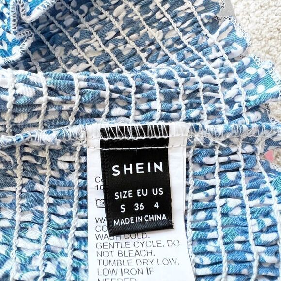 Shein patterned Halter top  - Picture 4 of 4
